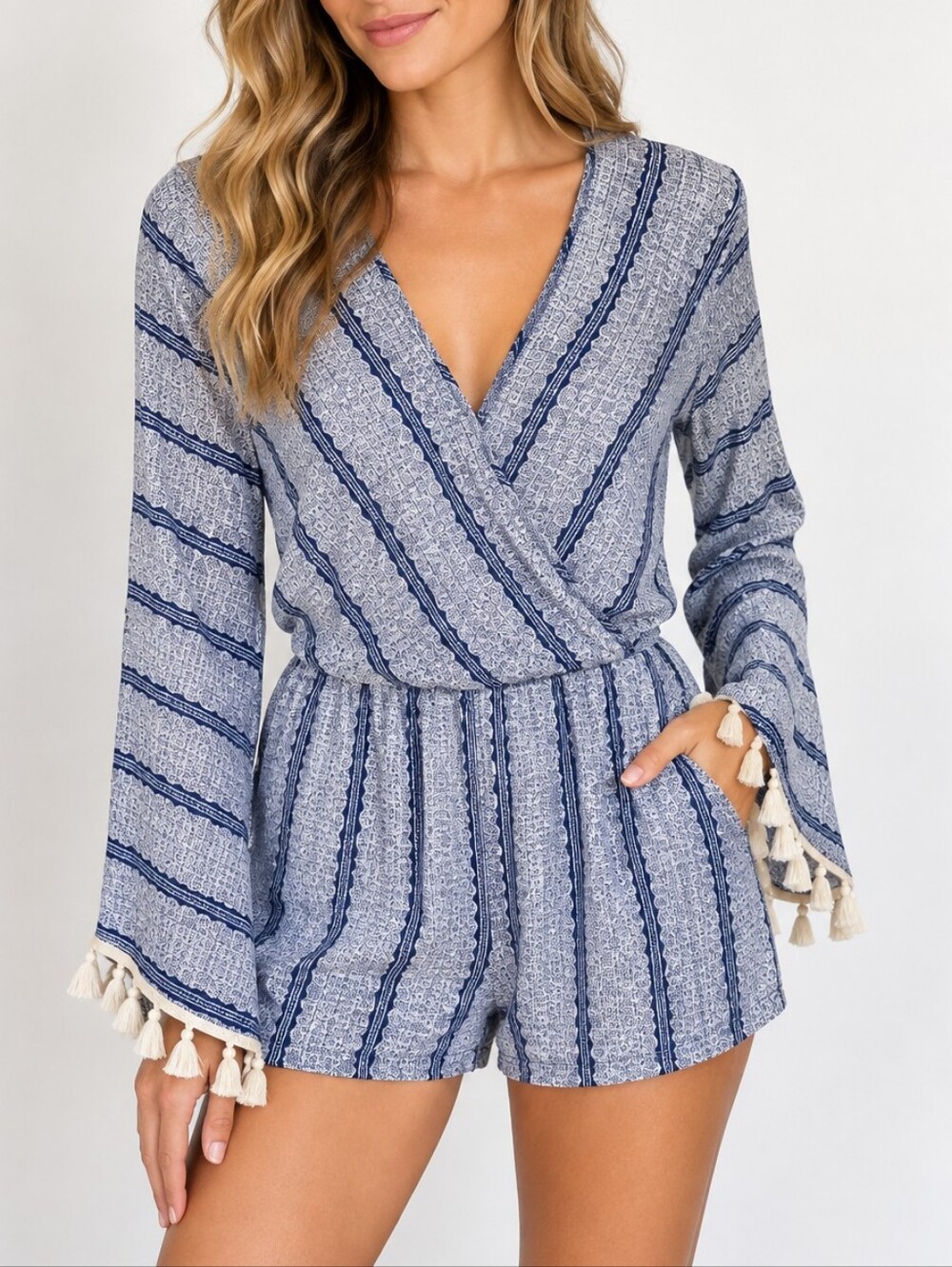 ROMEO + JULIET COUTURE Navy Blue Striped Tassel Romper – Small